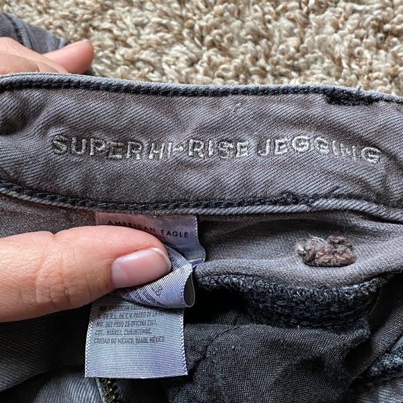 Size 16 American Eagle Super Hi-Rise Jeggings - Picture 3 of 7